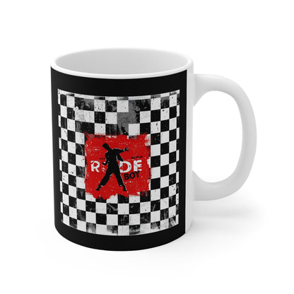 Stylish Checkerboard Mug with Retro Vibes, Perfect Gift for Coffee Lovers, Motorcycle Enthusiasts, and Unique Home Decor