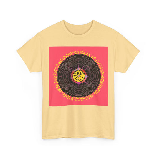 Vinyl Smiley Rave T-Shirt – Retro Acid House Record Tee (Gildan 5000)